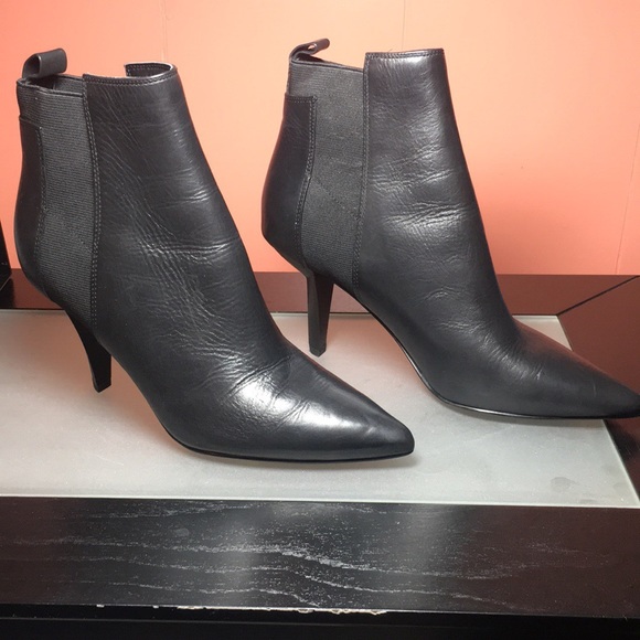 Woman ankle black boot 6.5 - Picture 3 of 5